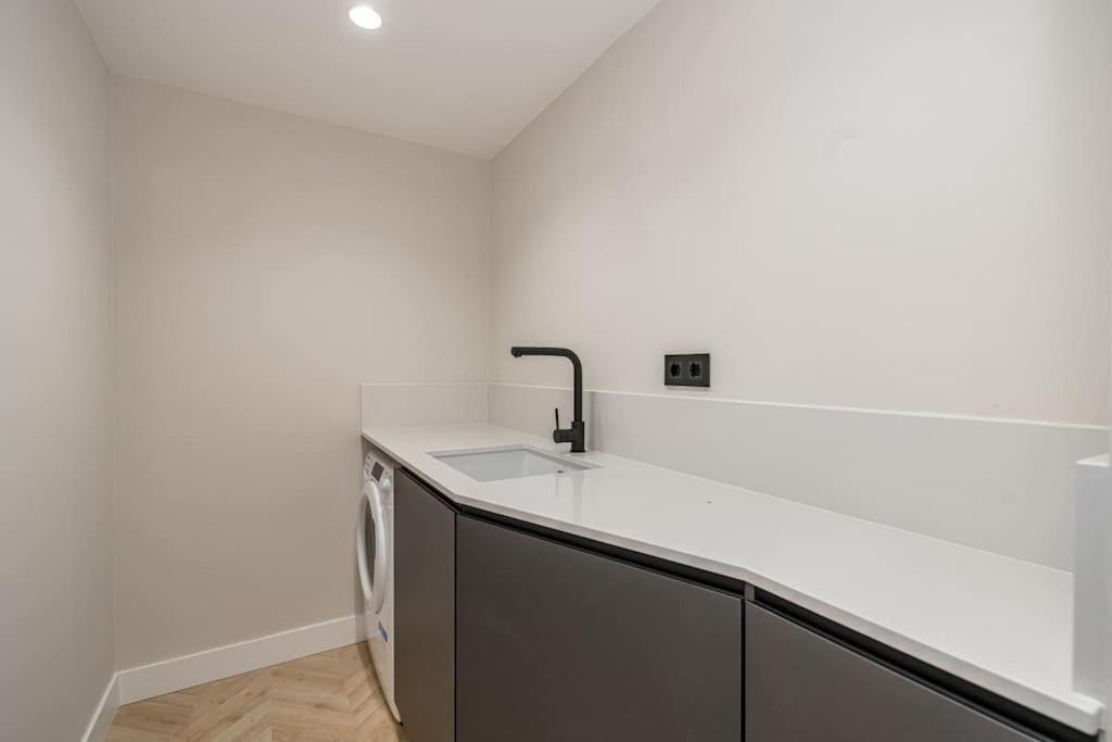 Апартаменти Puerta Del Sol 3Br 3Bh Мадрид Екстер'єр фото